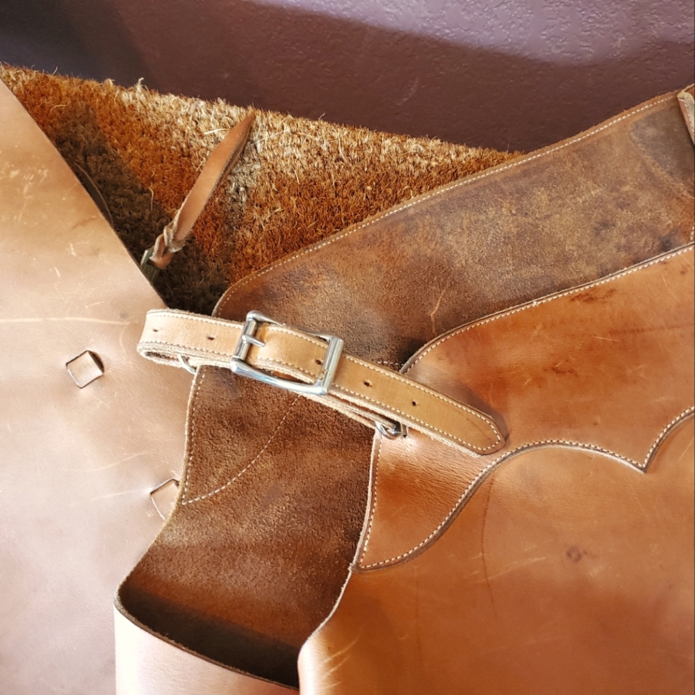 Custom Western Riding Chaps - Picture 7 of 9